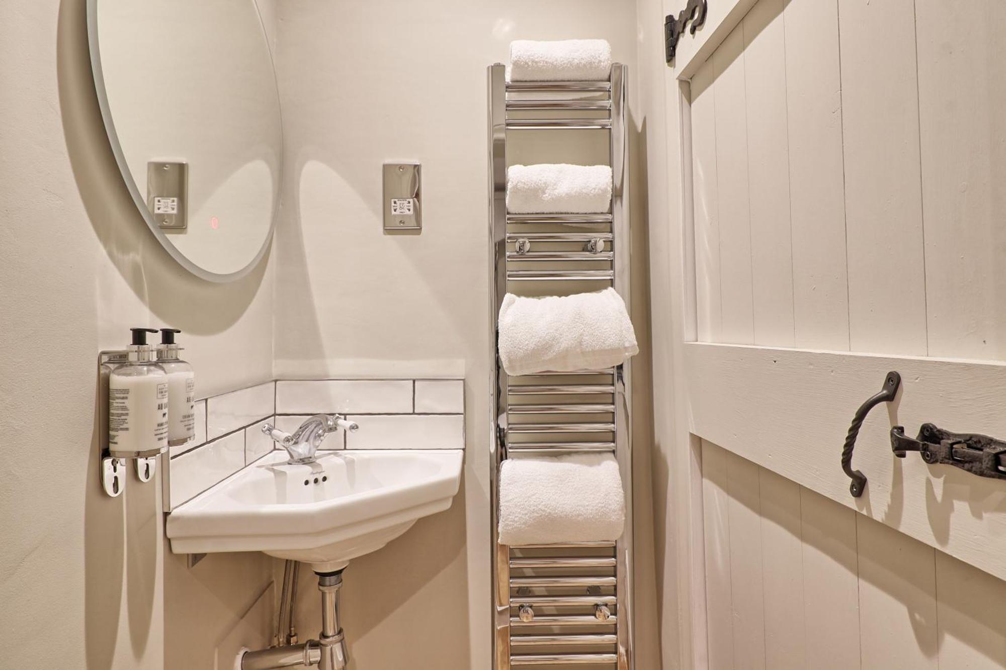 Ranfield'S Brasserie Hotel Rooms Coggeshall Exterior foto